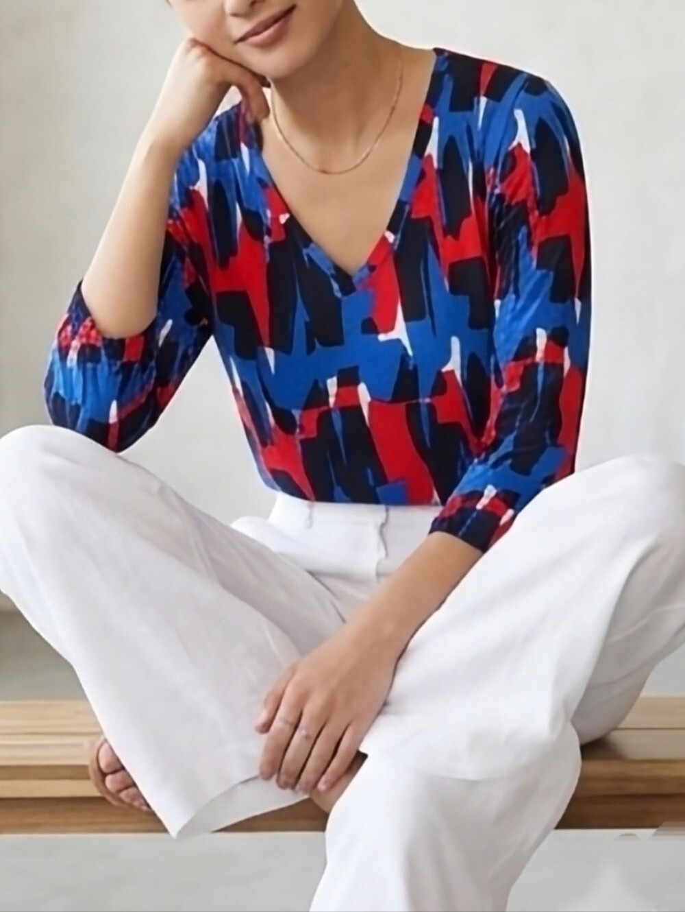 Tribal V-Neck Abstract Print 3/4 Sleeve Top Blue & Red/White Stretch Rayon Small